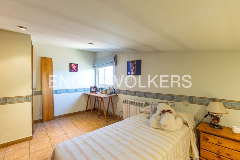 Foto 91f84c85-7ba2-4824-874d-be59174a214c. Casa amb calefacció piscina a Can Rial Esparreguera
