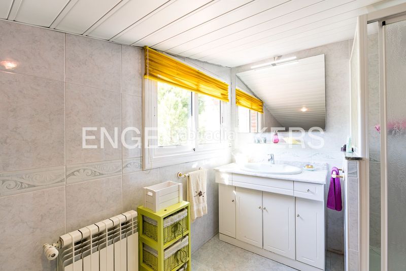 Foto a6a91efb-a756-4475-8d10-f233c2aeef34. Casa amb calefacció piscina a Can Rial Esparreguera