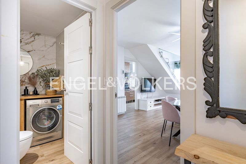 Foto 012c022e-6677-4838-9f75-3e6448a01296. Dúplex viva con distinción piso moderno de 3 dormitorios con terraza y balcón, edificio 2019 con ascensor, accesible y seguro, a en Rubí