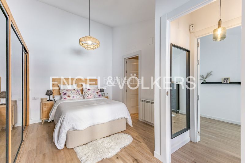 Foto 0e674f84-25fb-408f-9cb3-bcb75bbef9a3. Dúplex viva con distinción piso moderno de 3 dormitorios con terraza y balcón, edificio 2019 con ascensor, accesible y seguro, a en Rubí