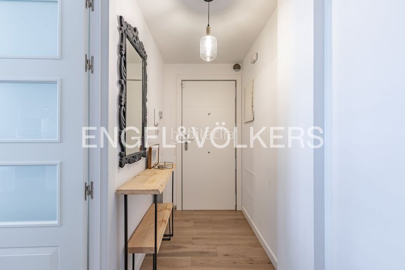 Foto 14445d0f-139c-4d77-97db-0d8b677eb6a4. Dúplex viva con distinción piso moderno de 3 dormitorios con terraza y balcón, edificio 2019 con ascensor, accesible y seguro, a en Rubí