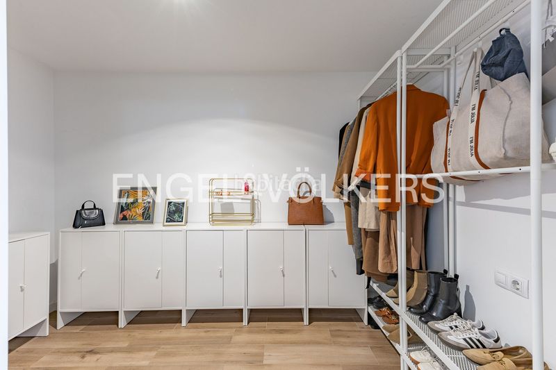 Foto 3ef0d81c-2d7f-49cd-ad2e-781d8c4e6fca. Dúplex viva con distinción piso moderno de 3 dormitorios con terraza y balcón, edificio 2019 con ascensor, accesible y seguro, a en Rubí