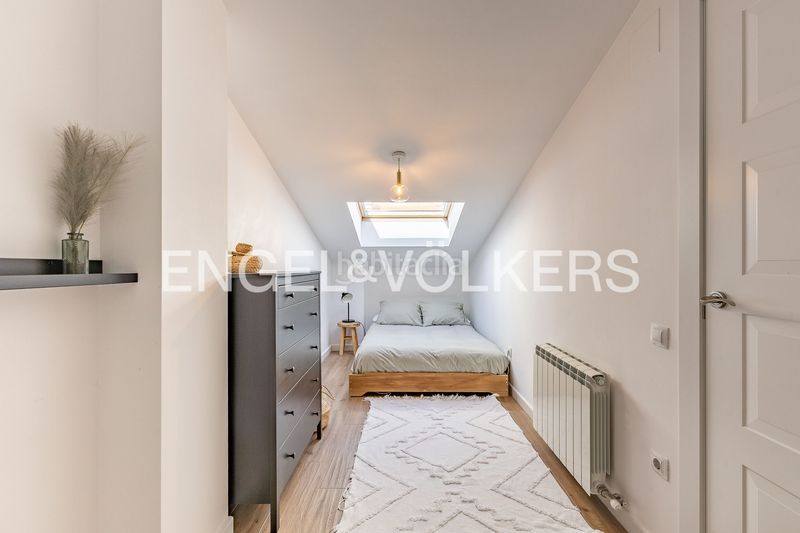 Foto 62f504f4-c370-41f2-b9a1-e4090ac87cf6. Dúplex viva con distinción piso moderno de 3 dormitorios con terraza y balcón, edificio 2019 con ascensor, accesible y seguro, a en Rubí