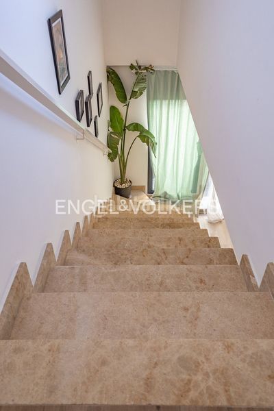 Foto da75968f-3551-4f5f-a9c1-8b979d311a37. Dúplex viva con distinción piso moderno de 3 dormitorios con terraza y balcón, edificio 2019 con ascensor, accesible y seguro, a en Rubí