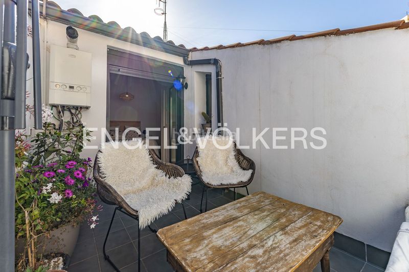 Foto ddff09aa-1bb3-4f92-9da0-016ed81e9450. Dúplex viva con distinción piso moderno de 3 dormitorios con terraza y balcón, edificio 2019 con ascensor, accesible y seguro, a en Rubí