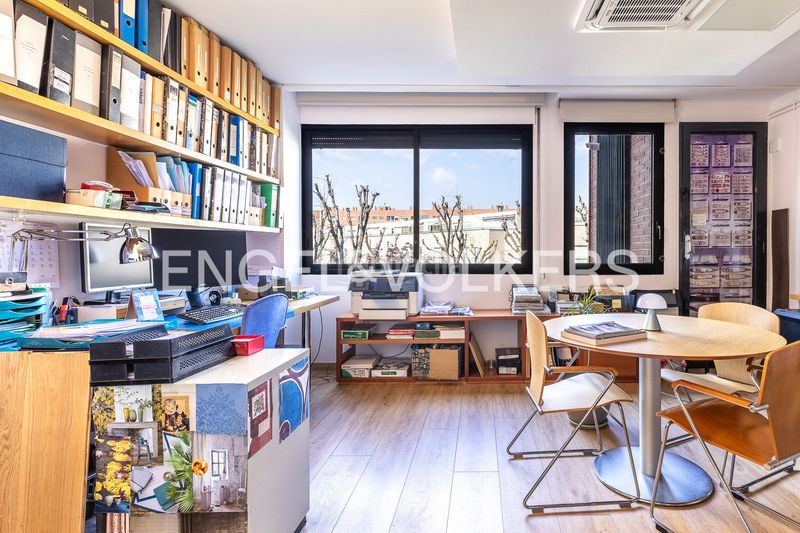 Foto 12d8c400-8ca8-443f-9feb-b7dd6ae58be6. Pis amb calefacció a La Vila Olímpica del Poblenou Barcelona