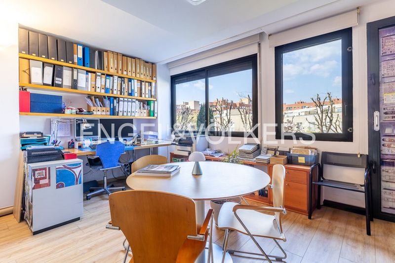 Foto 1819c8b6-5fc4-4a2e-b5ea-acd2ea185844. Pis amb calefacció a La Vila Olímpica del Poblenou Barcelona