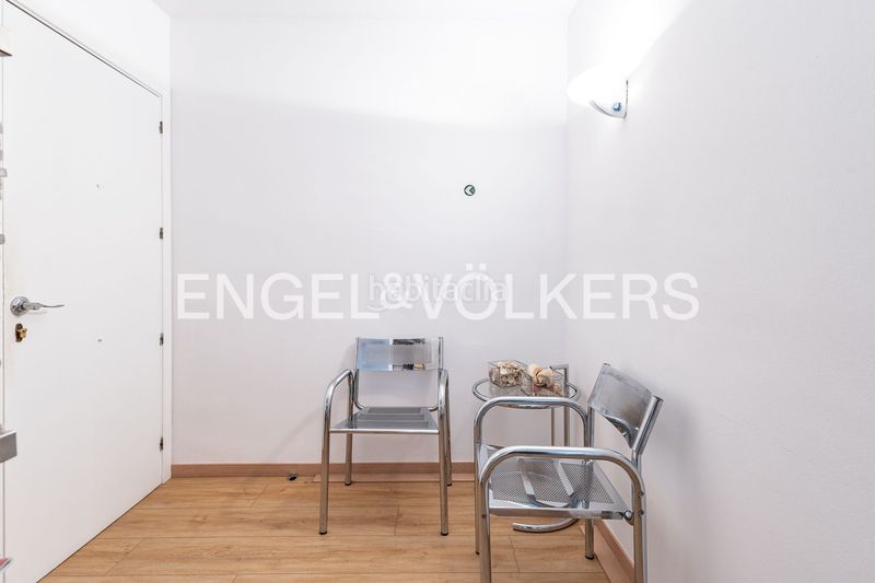 Foto 1a85c412-081a-4159-86c7-d0d6990563d7. Pis amb calefacció a La Vila Olímpica del Poblenou Barcelona