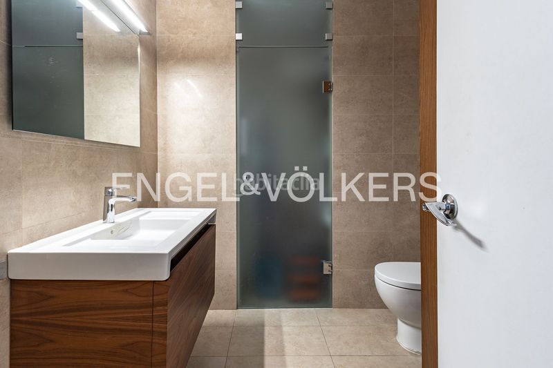 Foto 1ad60252-b1fc-452c-a15f-dc38098a079b. Pis amb calefacció a La Vila Olímpica del Poblenou Barcelona