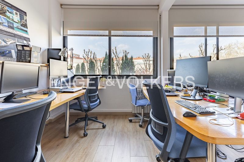 Foto 20b4e9f4-456f-4745-a4e3-ec731b4477c2. Pis amb calefacció a La Vila Olímpica del Poblenou Barcelona