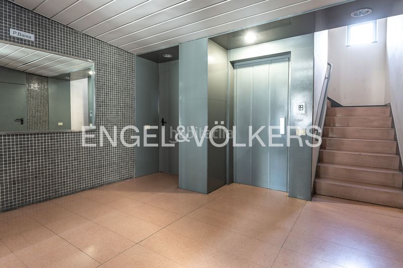 Foto 7fa19853-202d-4bd3-906c-ae55500eb5bd. Pis amb calefacció a La Vila Olímpica del Poblenou Barcelona