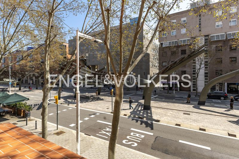 Foto 94a3e272-921c-4b3d-b503-7784a31e65c9. Pis amb calefacció a La Vila Olímpica del Poblenou Barcelona
