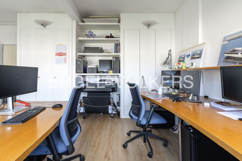 Foto b32863f5-65ce-4c50-a35b-353acbbd1d04. Pis amb calefacció a La Vila Olímpica del Poblenou Barcelona