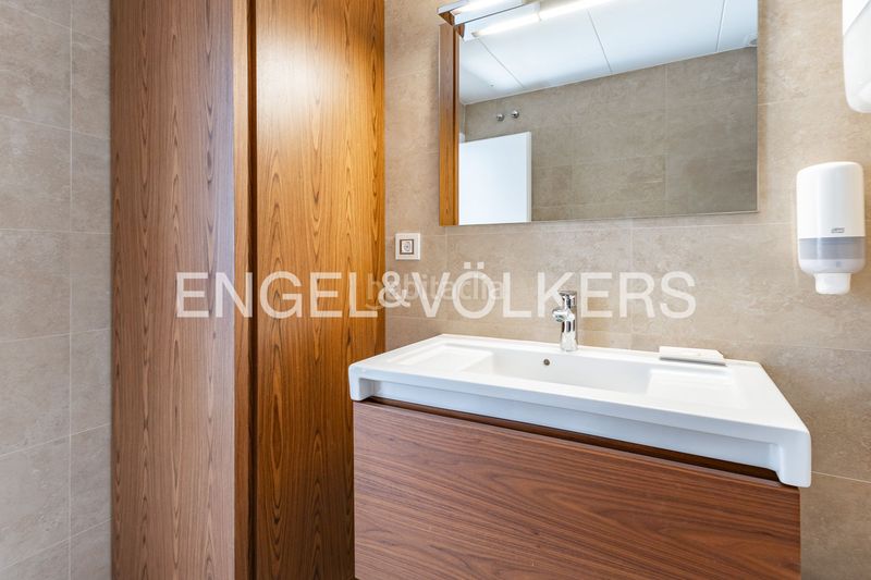 Foto d2a59a5c-0ea6-49f4-afda-e491ef25bc97. Pis amb calefacció a La Vila Olímpica del Poblenou Barcelona