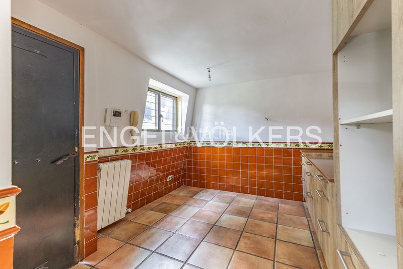 Foto 038b8452-2240-4701-b2cb-aa7fd3b86b7f. Casa amb calefacció piscina a Vallvidrera - Tibidabo - Les Planes Barcelona