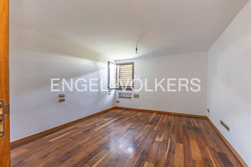 Foto 68d925a8-60da-4670-b018-a88dce984923. Casa amb calefacció piscina a Vallvidrera - Tibidabo - Les Planes Barcelona