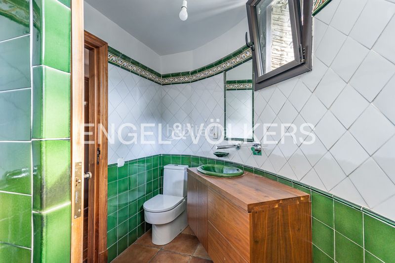Foto a126c5bf-12e5-46e1-8da6-bc91edce69f8. Casa amb calefacció piscina a Vallvidrera - Tibidabo - Les Planes Barcelona