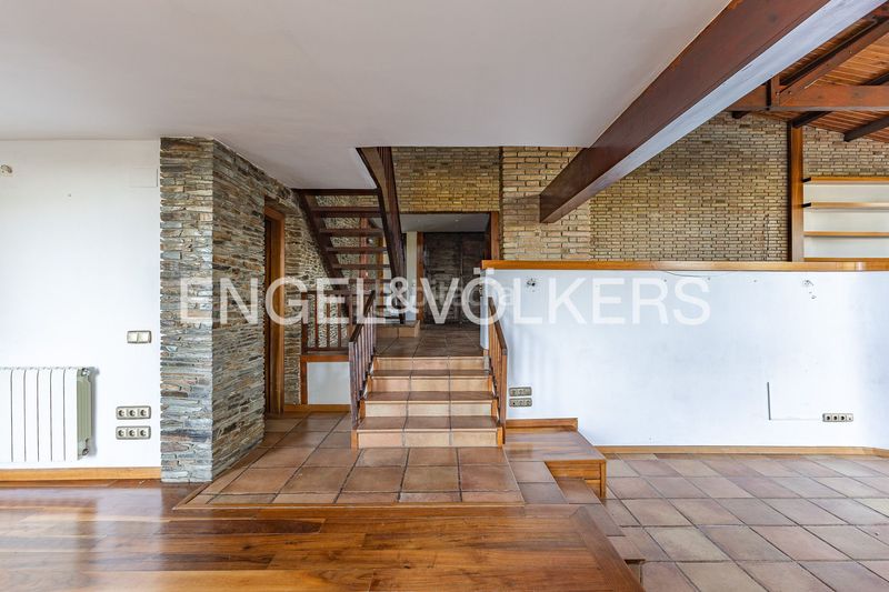 Foto b9ac3916-28c0-47e2-a8d9-477473923174. Casa amb calefacció piscina a Vallvidrera - Tibidabo - Les Planes Barcelona