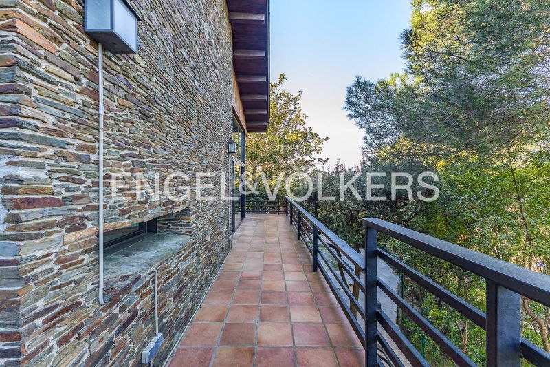 Foto d32a7b03-2c75-481e-a38e-5b84b3afb360. Casa amb calefacció piscina a Vallvidrera - Tibidabo - Les Planes Barcelona