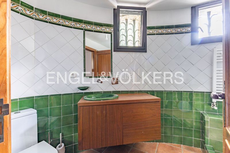 Foto dbb1c6d6-69cd-49fe-96cd-8f9e28433950. Casa amb calefacció piscina a Vallvidrera - Tibidabo - Les Planes Barcelona