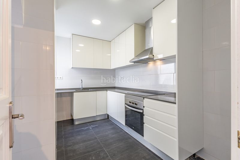 Foto 2a8b5ddc-1b07-4fca-9bf2-b786da830704. Pis amb calefacció a Sant Gervasi - Bonanova Barcelona