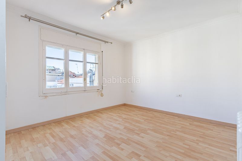 Foto f7ffa2b9-f550-45ec-9670-fc41f47a723a. Pis amb calefacció a Sant Gervasi - Bonanova Barcelona