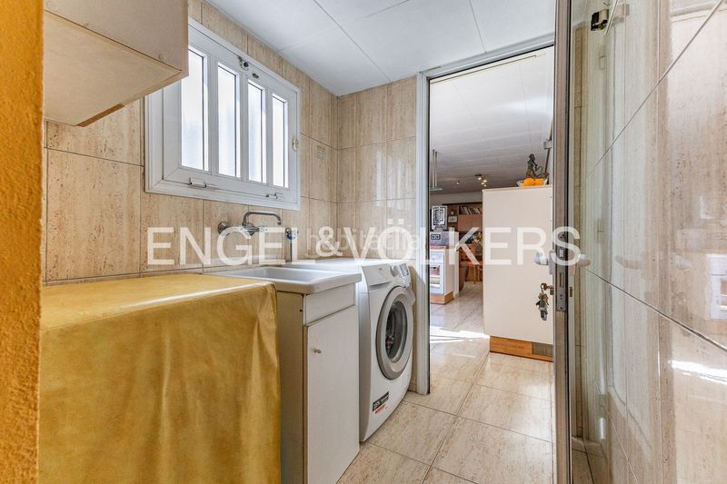 Foto ffe13917-c0d2-48af-99c0-27bda07c5bf3. Casa amb calefacció aparcament a San Pere Terrassa