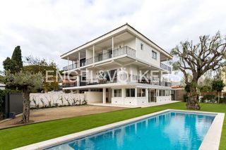 Lloguer Casa a Centre. Casa de diseño exclusiva con suite independiente