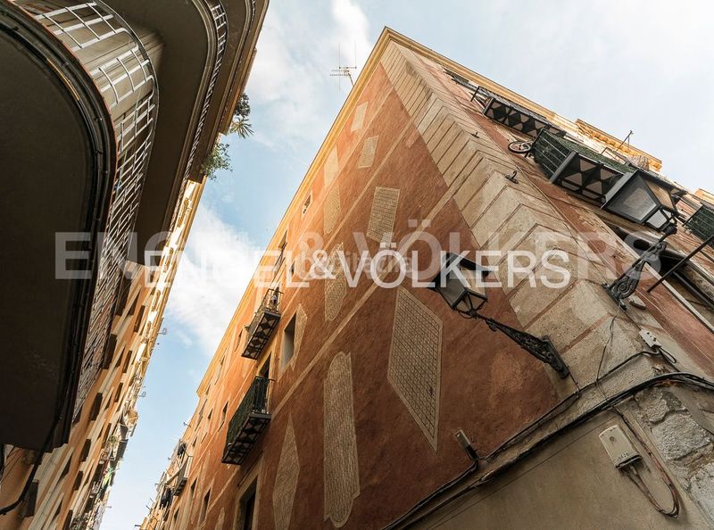Foto a125978b-1378-474f-b643-9fa3396742c3. Pis amb calefacció a Raval Barcelona