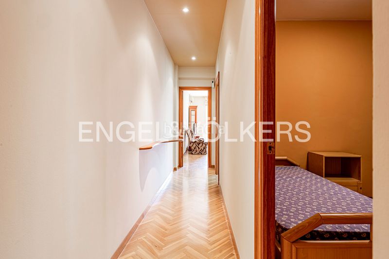 Piso familiar de tres habitaciones en Sagrada Família en Barcelona - Imagen 30