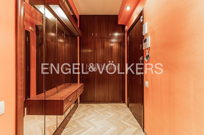 Piso familiar de tres habitaciones en Sagrada Família en Barcelona - Imagen 34