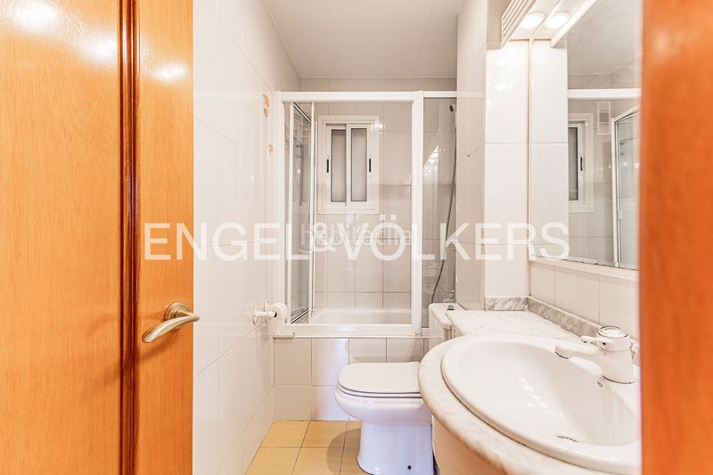 Piso familiar de tres habitaciones en Sagrada Família en Barcelona - Imagen 13