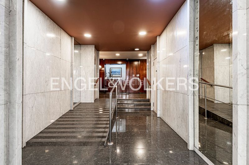 Piso familiar de tres habitaciones en Sagrada Família en Barcelona - Imagen 38