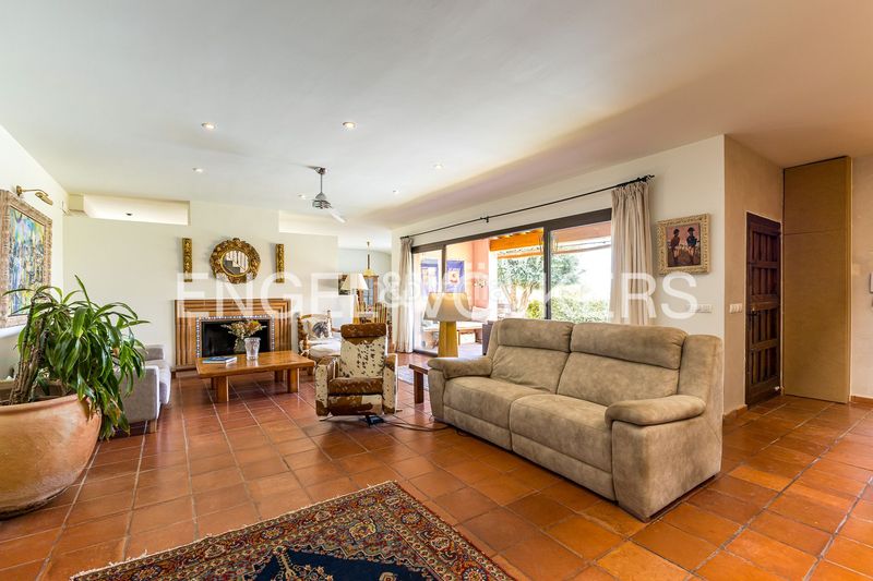 Foto a97cb41e-fca3-456a-88b0-e95f5aa6388e. Casa amb calefacció aparcament piscina a Levantina - Montgavina - Quintmar Sitges