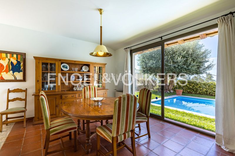 Foto c0a0960a-53ef-4428-a2a5-1614115816fa. Casa amb calefacció aparcament piscina a Levantina - Montgavina - Quintmar Sitges
