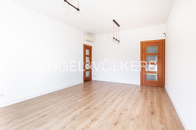 Foto 1e559668-506f-4737-9373-bfab17449294. Pis amb calefacció a Poblenou Barcelona