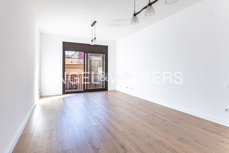 Foto 494592e8-adb6-48e5-bcd9-a0bf48ebf9ce. Pis amb calefacció a Poblenou Barcelona