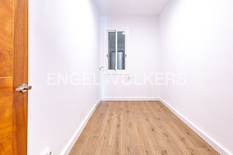 Foto 7156220b-7a6d-417f-b62c-16cc129a0390. Pis amb calefacció a Poblenou Barcelona