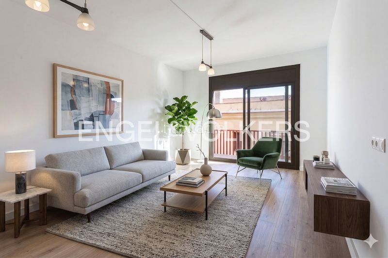 Foto 7b13f4af-833d-4920-a15f-411b8d88dbf9. Pis amb calefacció a Poblenou Barcelona