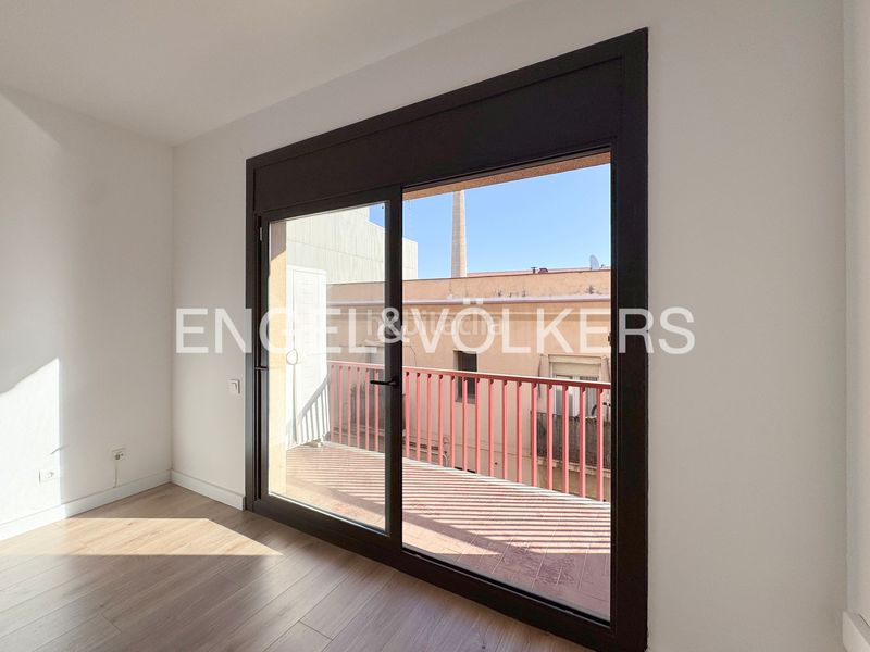 Foto 94455ab1-c1ce-4620-b07b-b990adba82e7. Pis amb calefacció a Poblenou Barcelona