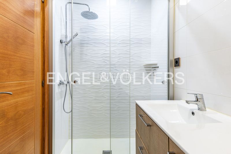 Foto cdece718-e9be-4bbc-914d-69a32fcb9723. Pis amb calefacció a Poblenou Barcelona