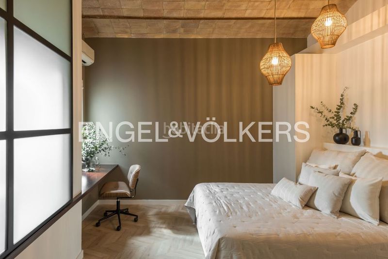 Foto a2c60cfa-b004-4c21-9c2c-0074da273e5c. Àtic amb calefacció a Dreta de l´Eixample Barcelona