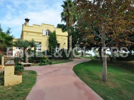 Foto 8c899361-d967-48c2-9dcd-2dcbfecb0d47. Casa amb calefacció a Cinc Sènies Mataró