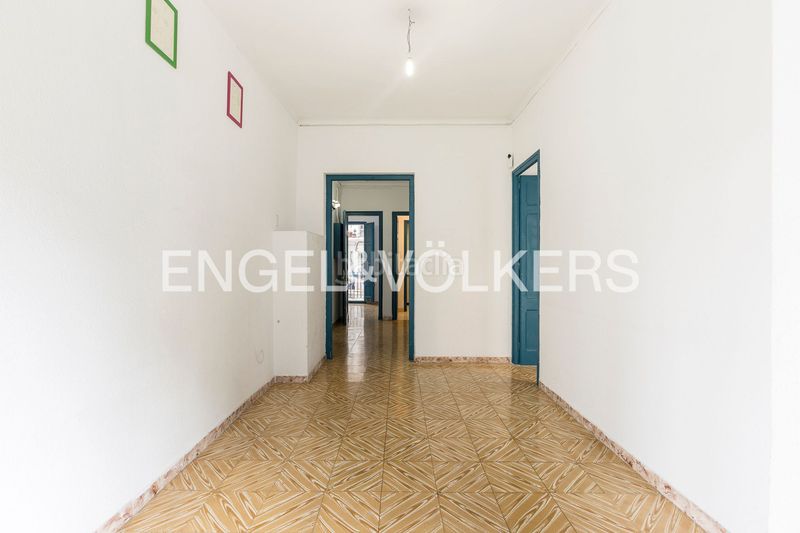 Foto a97a24cf-141d-4c8d-b807-a2533d06cbb4. Pis amb calefacció a Sant Antoni Barcelona