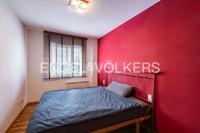 Foto 4ad6e3c8-0054-4b23-bf31-56a1876833a6. Pis amb calefacció a Zona Esportiva Terrassa