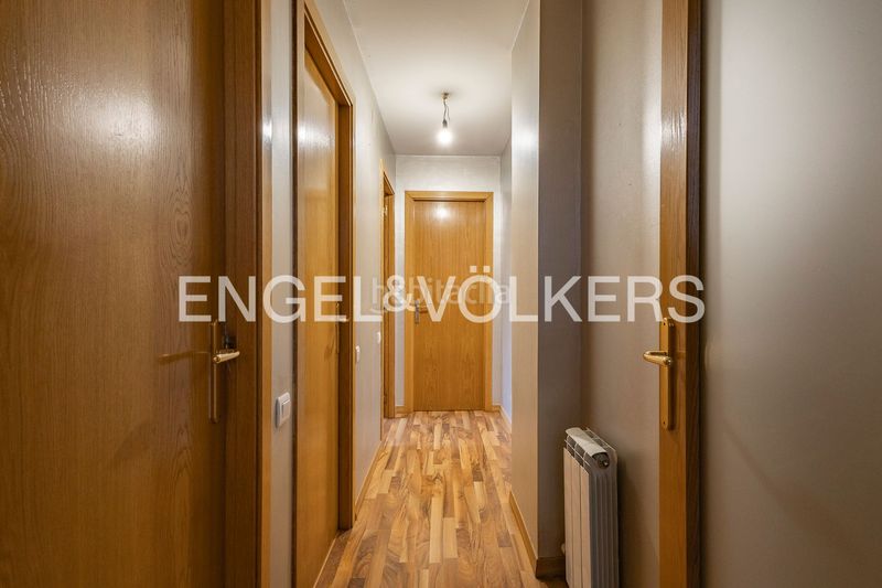 Foto 8bff03ce-9808-4a9d-95b6-c015748477ec. Pis amb calefacció a Zona Esportiva Terrassa