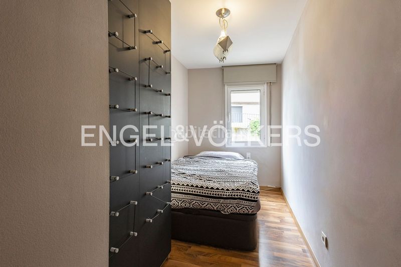 Foto a8e4f9a9-b253-40e8-934e-26cdceb0edf5. Pis amb calefacció a Zona Esportiva Terrassa