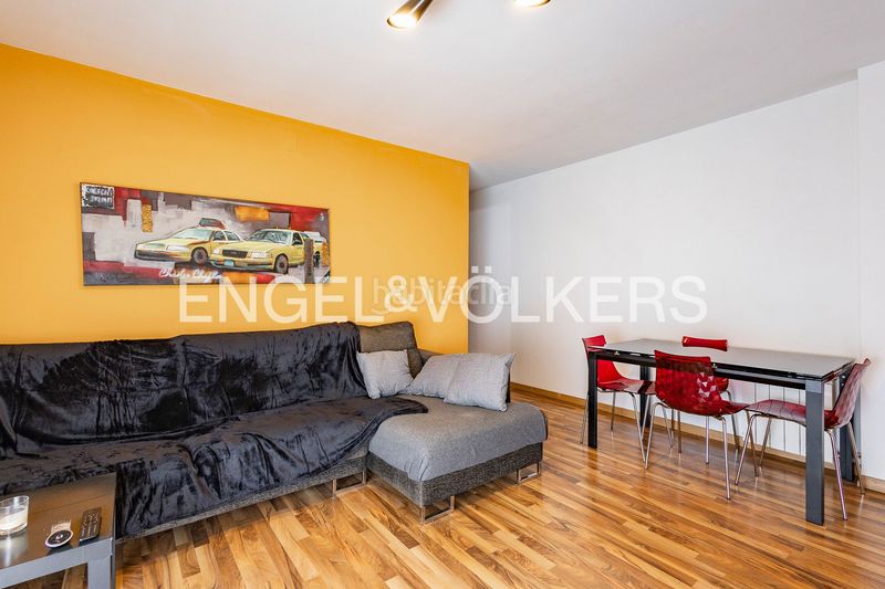 Foto ca27da9d-aabf-4eef-9ce7-399b290eba65. Pis amb calefacció a Zona Esportiva Terrassa