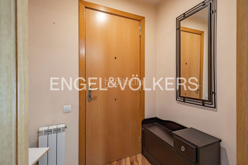 Foto f3ae86ae-a926-4c4c-8402-36420df48422. Pis amb calefacció a Zona Esportiva Terrassa