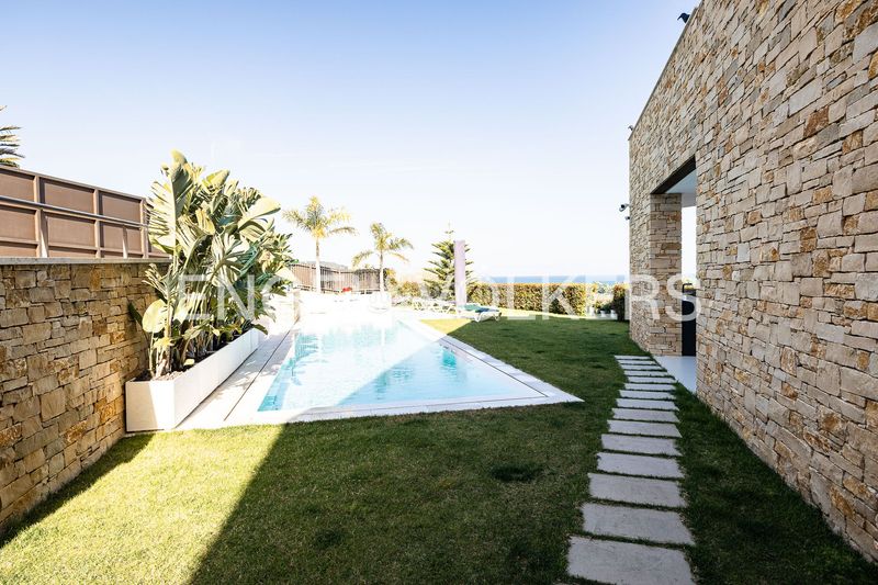 Foto 4c58721c-1dcd-4e83-87bb-1b3a56e0257d. Casa amb calefacció aparcament piscina a Urbanitzacions Sant Pol de Mar